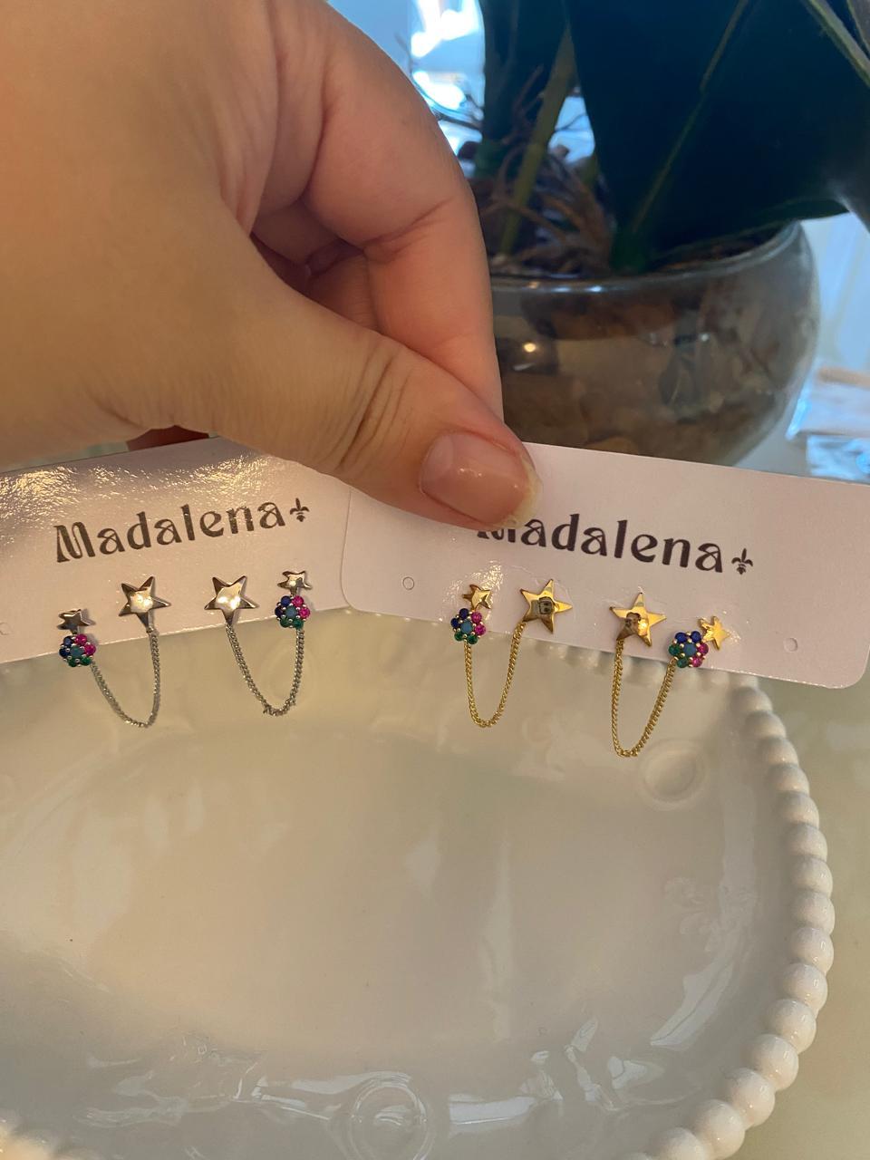 Brinco Estrela com Corrente dois furos