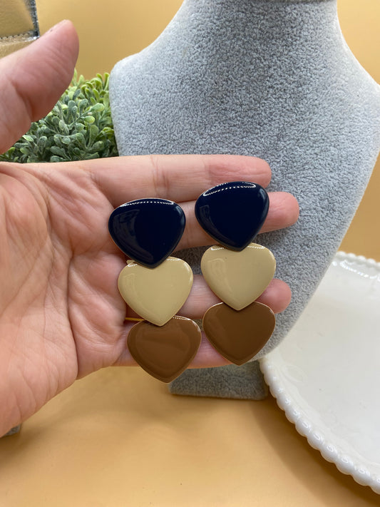 Brinco semi jóia color heart