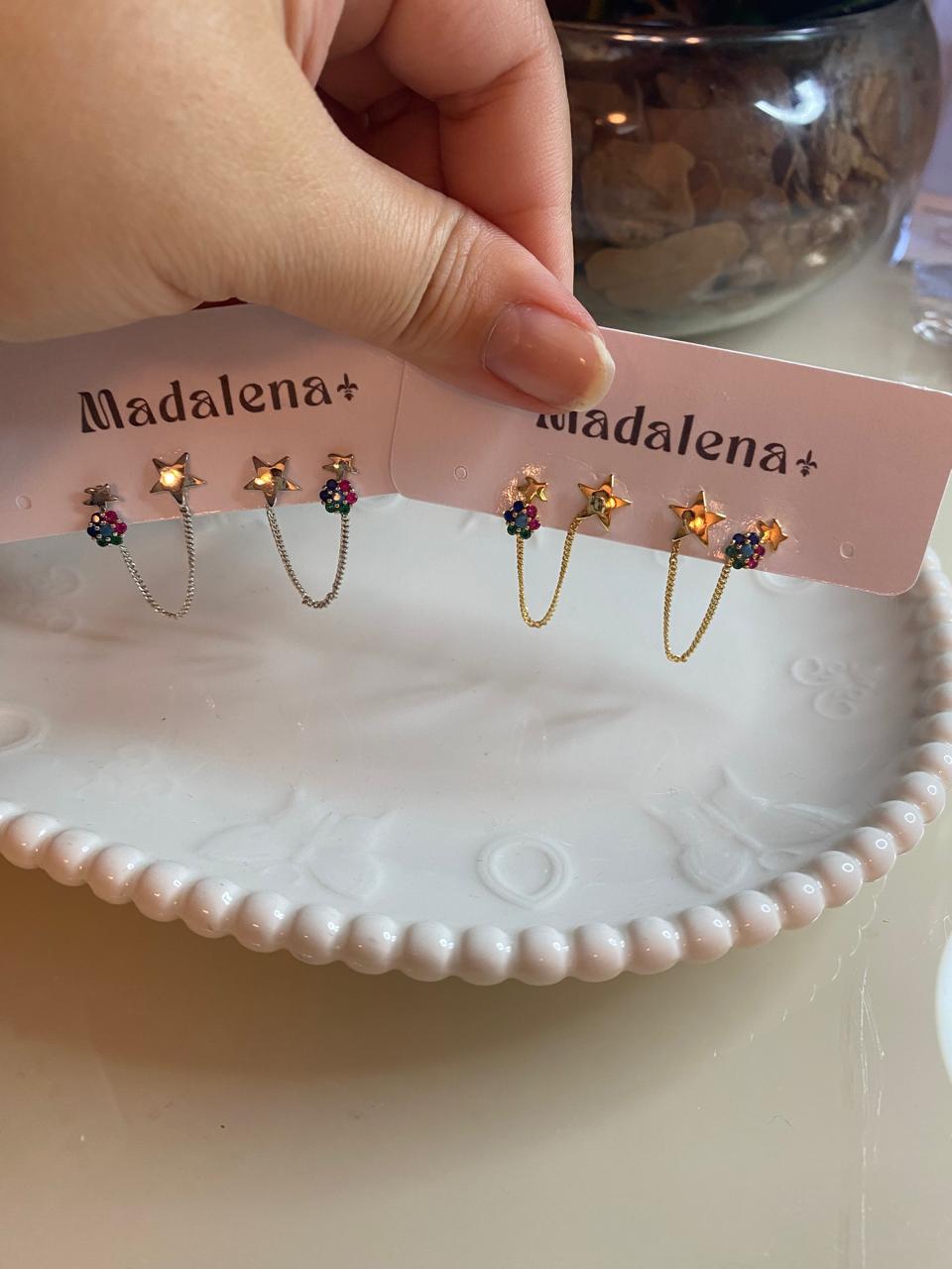 Brinco Estrela com Corrente dois furos