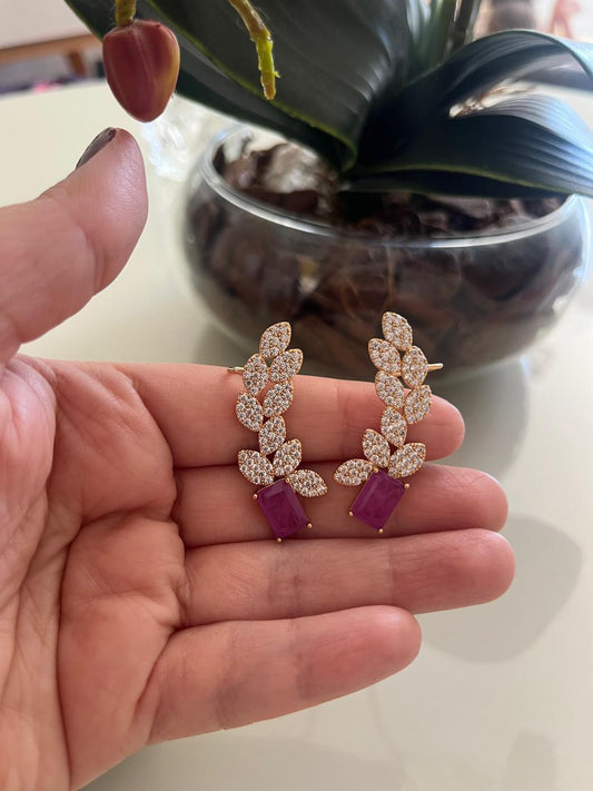 Brinco Ear Cuff Fúcsia