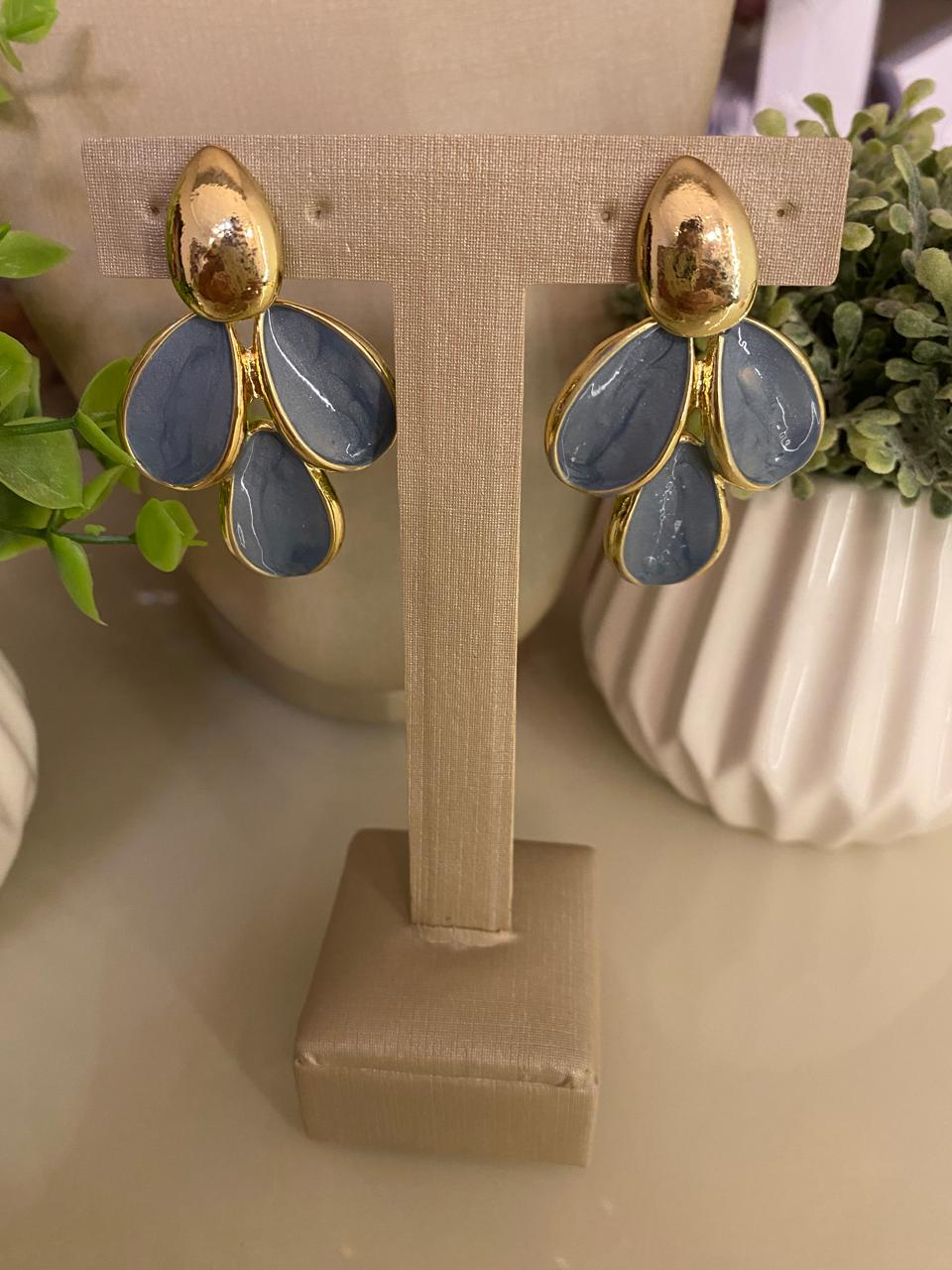 Brincos Flora: Um para cada versão de você! 🌸