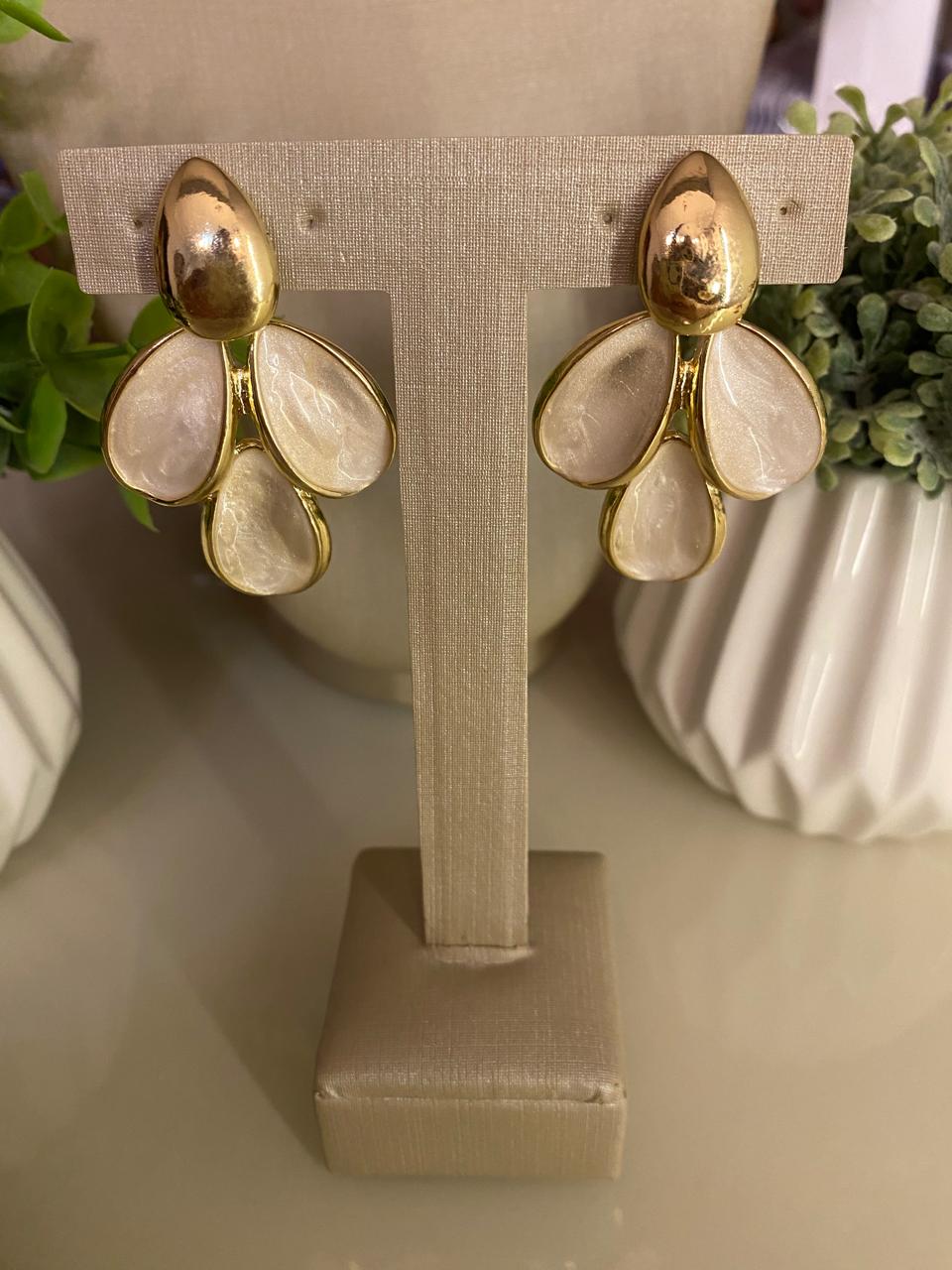 Brincos Flora: Um para cada versão de você! 🌸