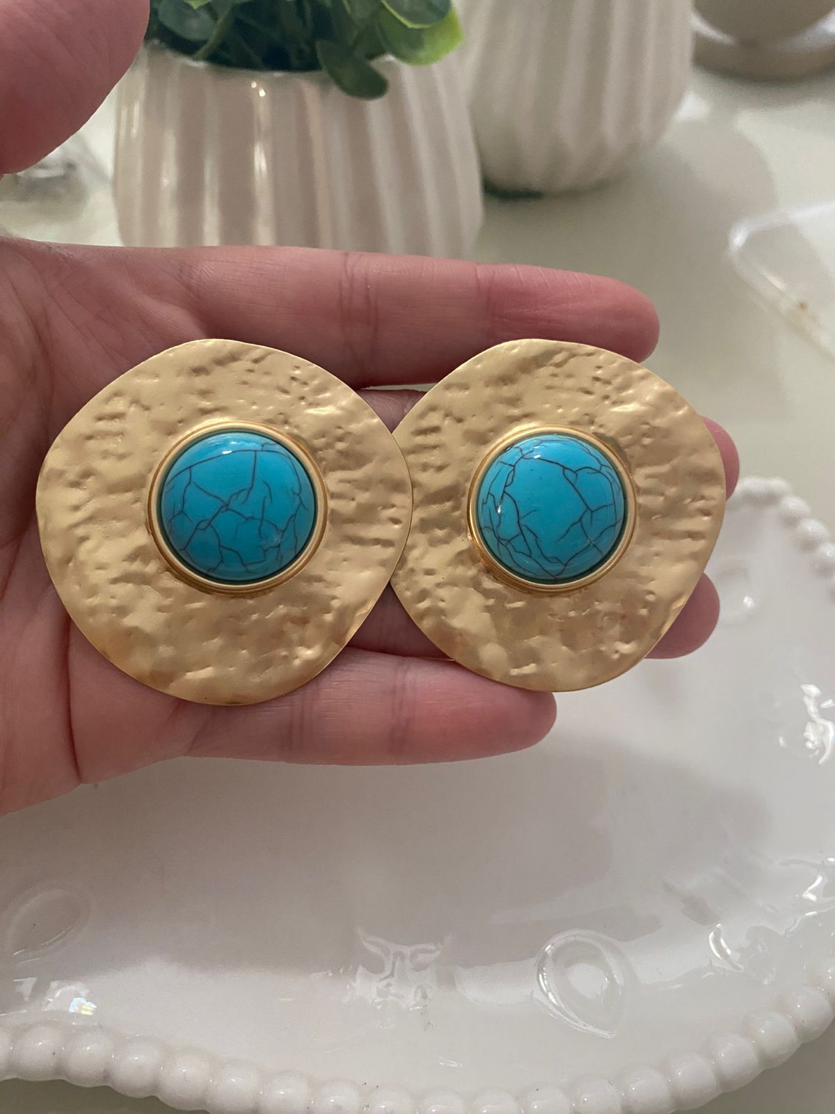 Brinco de Botão Turquesa 💙