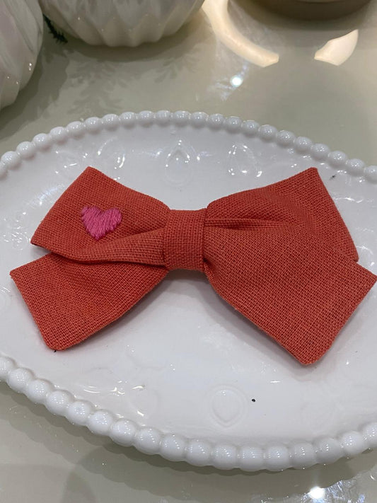 Laço Terracota - Um detalhe de amor para o penteado! ❤️