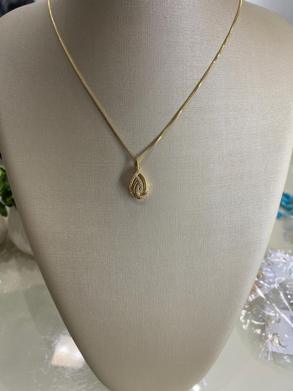 Corrente Veneziana com pingente cravejado✨